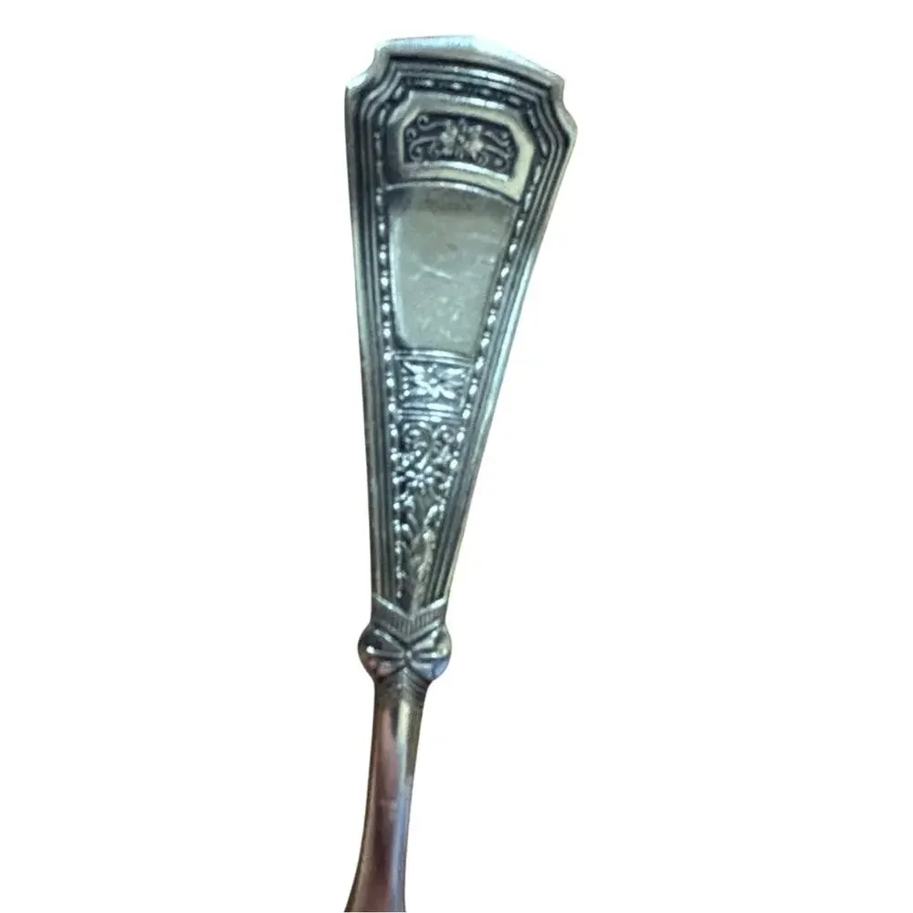 Silver twisted handle master butter knife Countess pattern antique 1880's IS
